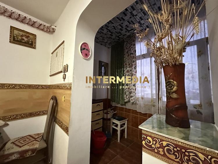Apartament 3 camere | 68 mp | 2 Bai | Balcon | Pivnita | CETATE Mercur | Mobilat - 1