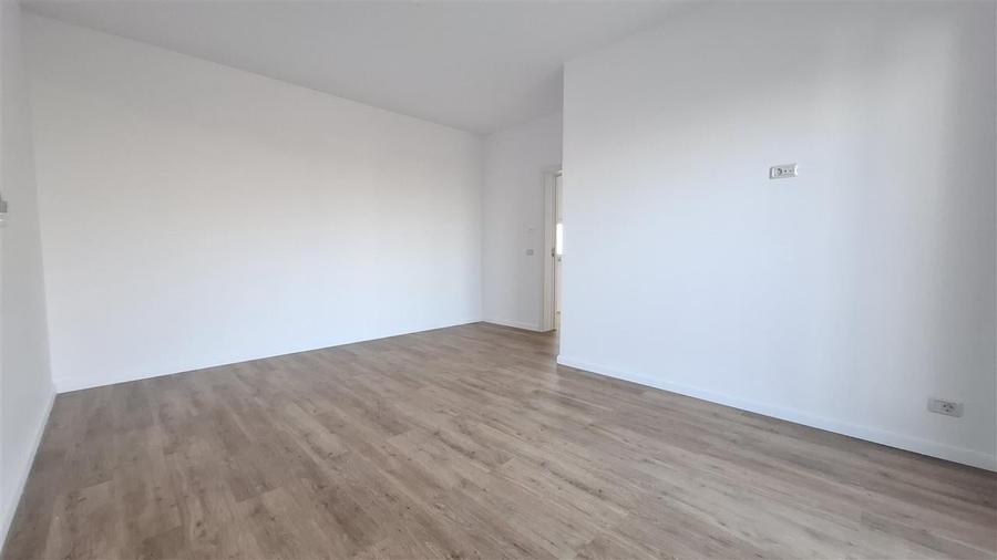 Duplex cu 4 camere cu Canalizare în Valea Lupului
