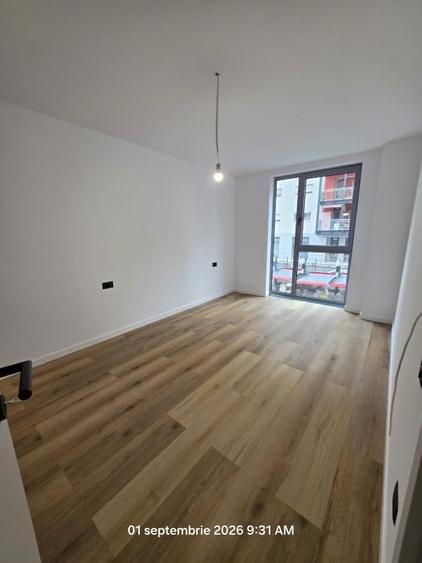 Apartament cu 2 camere decomandat în Torontalului
