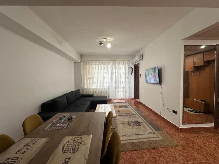 Apartament cu 2 camere semidecomandat în Ultracentral
