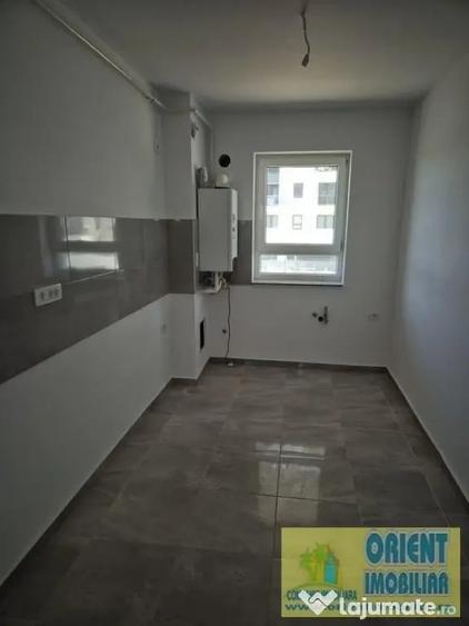 Apartament cu 2 camere decomandat în Tomis Plus