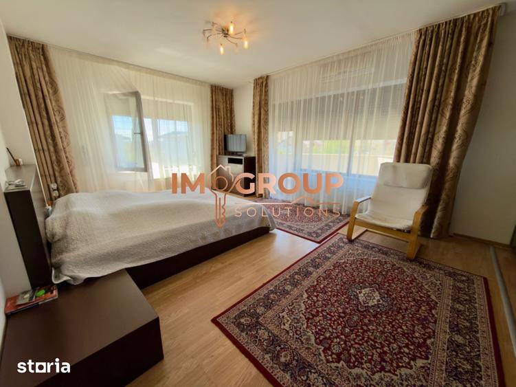 Casă cu 6 camere cu Teren 800 Mp în Valea Lupului