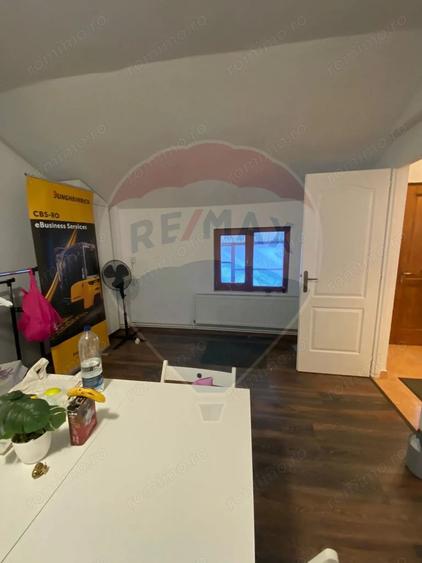 Apartament la casa, ultracentral in Medias farmec istoric - 1