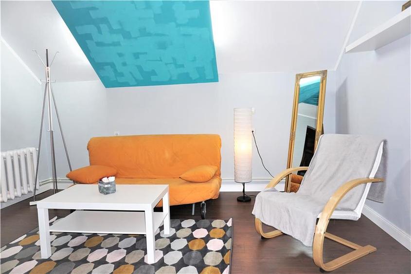 Apartament cu 2 camere decomandat în Cetății