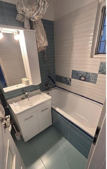 Apartament cu 3 camere decomandat, mobilat în Drumul Taberei