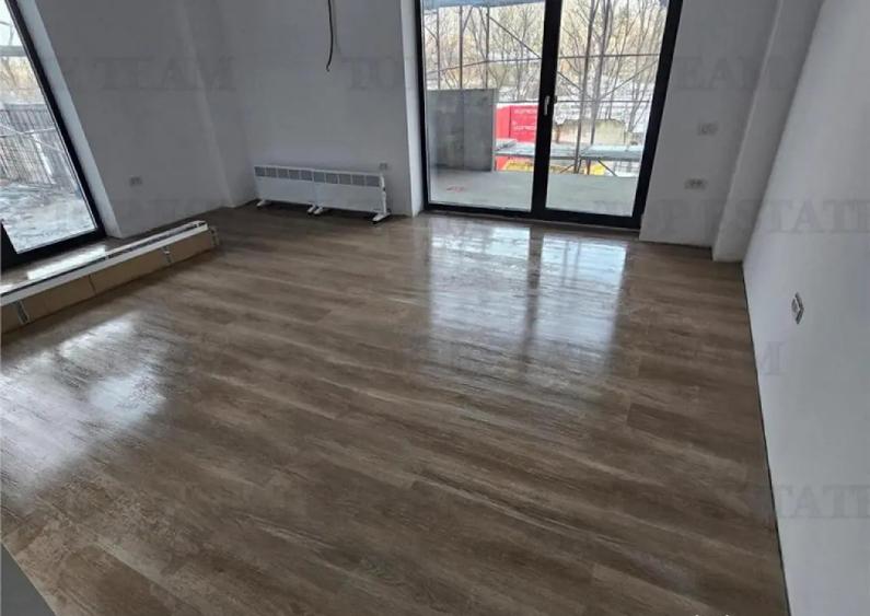 Apartament cu 2 camere decomandat în Alexandriei