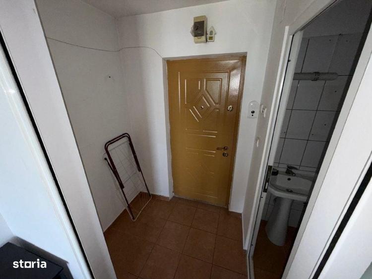 Garsonieră semidecomandată în Central