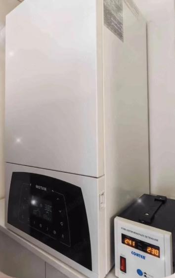 Apartament cu 3 camere decomandat în Ultracentral