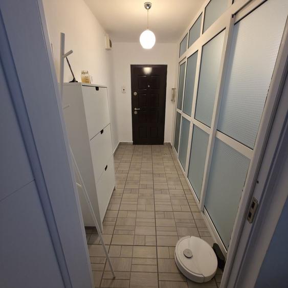 Apartament cu 2 camere semidecomandat în Exterior Vest