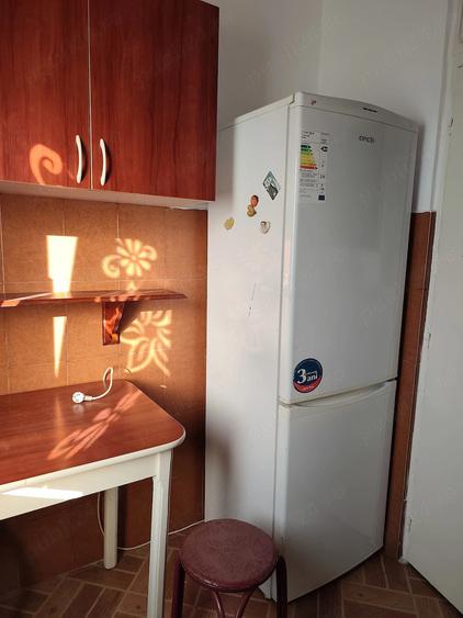 Garsonieră decomandată în Petros