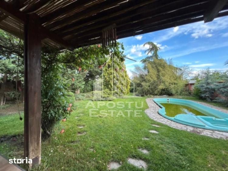 Casă cu 6 camere cu Teren 920 Mp în Odobescu