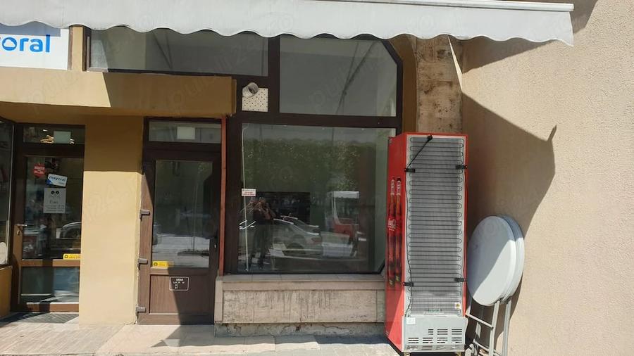 Spațiu comercial, de 25 mp, în Central