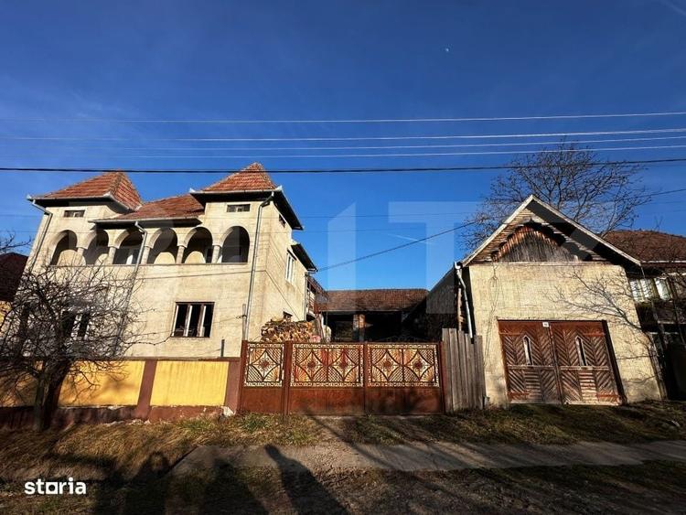 Casă cu 4 camere în Aghireș