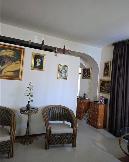 Casă cu 6 camere cu Teren 500 Mp în Năvodari Tabără