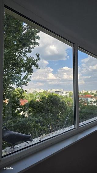 Apartament cu 3 camere semidecomandat în Parcul Circului