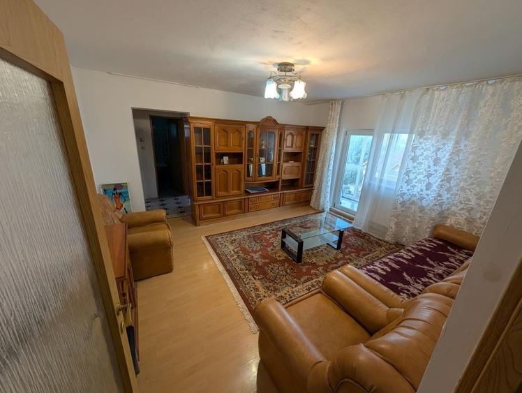 Apartament cu 2 camere semidecomandat în Popoveni