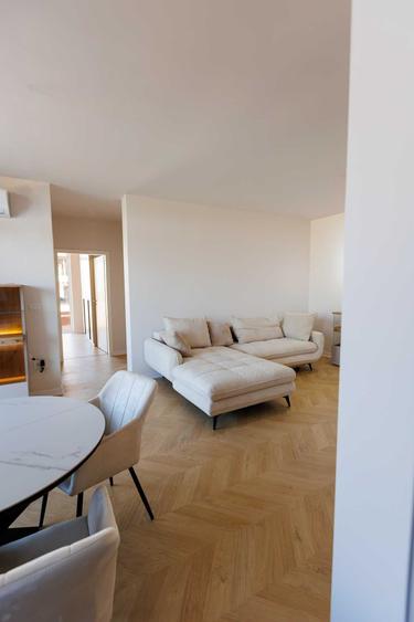 Apartament cu 3 camere decomandat în Nord