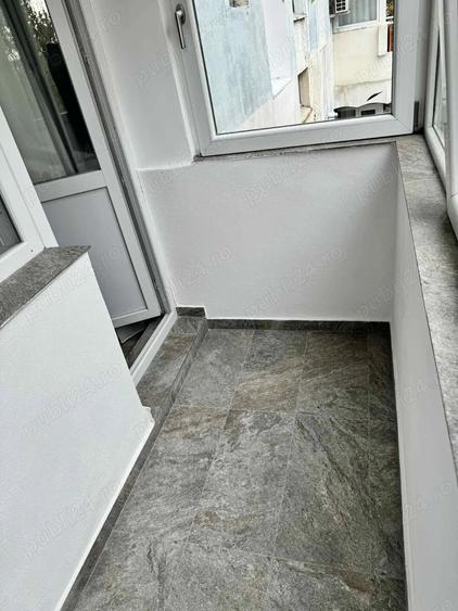 Apartament cu 2 camere semidecomandat în Craiovița Nouă