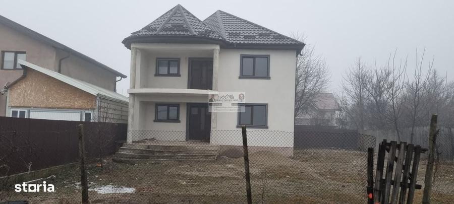 Casă cu 4 camere în Giurgeni
