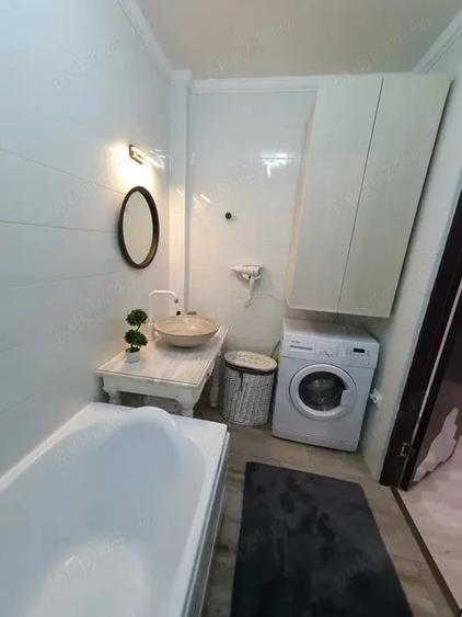 Apartament cu 2 camere semidecomandat, mobilat în Energia