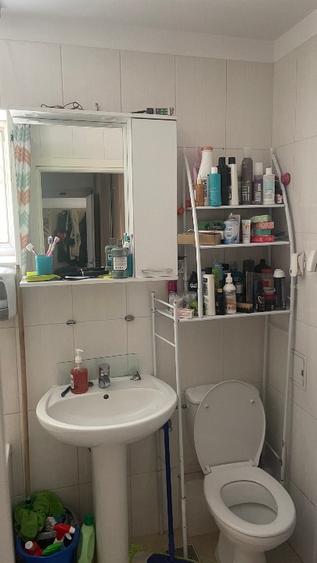 Apartament cu 3 camere semidecomandat în Theodor Pallady