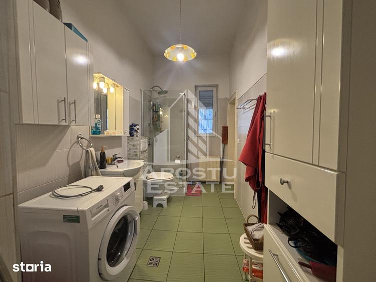 Casă cu 3 camere cu Teren 647 Mp în Girocului