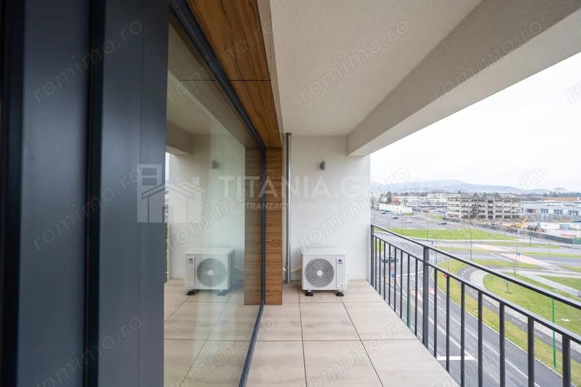 Apartament cu 2 camere semidecomandat în Tractorul