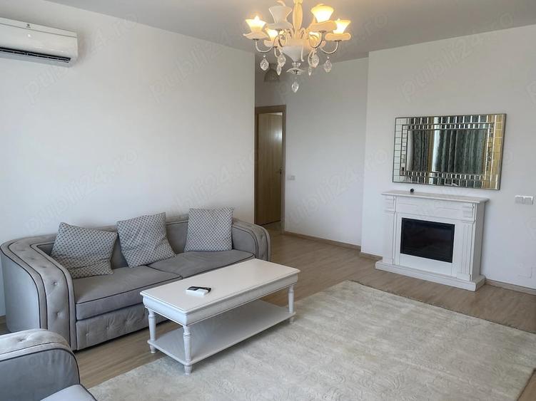 Apartament cu 3 camere decomandat în Metalurgiei