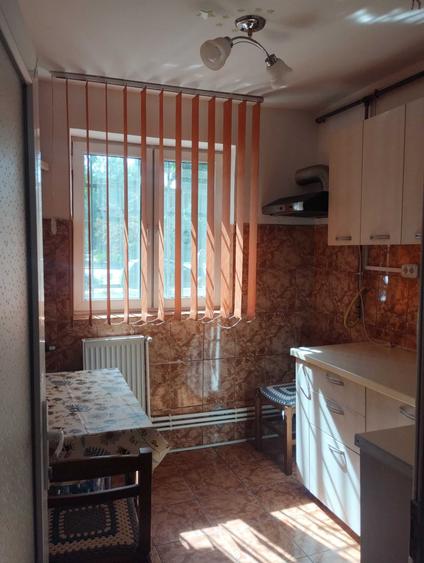 Apartament cu 2 camere decomandat în CET