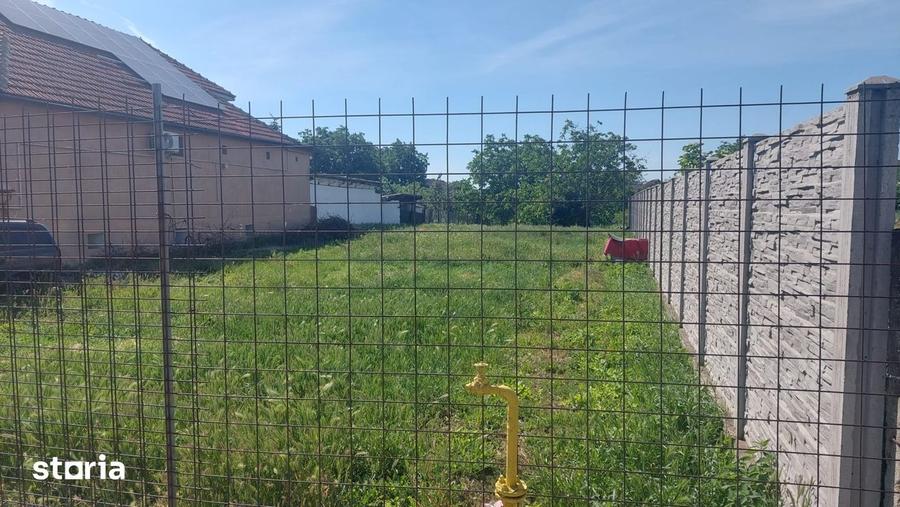 Teren de 1100 mp, în Vladimirescu