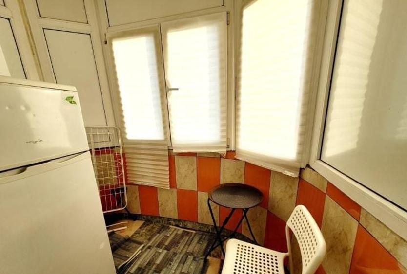 Garsonieră decomandată, mobilată în Berceni