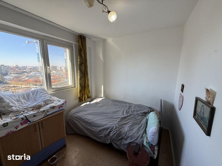 Apartament cu 4 camere în Pantelimon