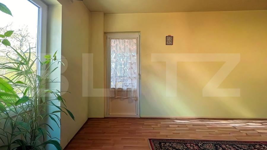 Apartament lângă piața Rogerius, 3 camere, etaj 2, renovabil - 1