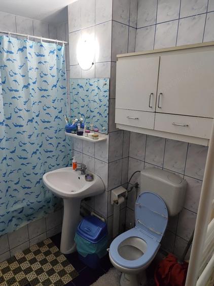 Inchiriez apartament cu doua camere - 1