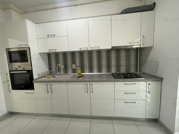 Apartament 2 camere mobilat/util, terasa 16 mp închisă, loc de parcare cadastrat - 3