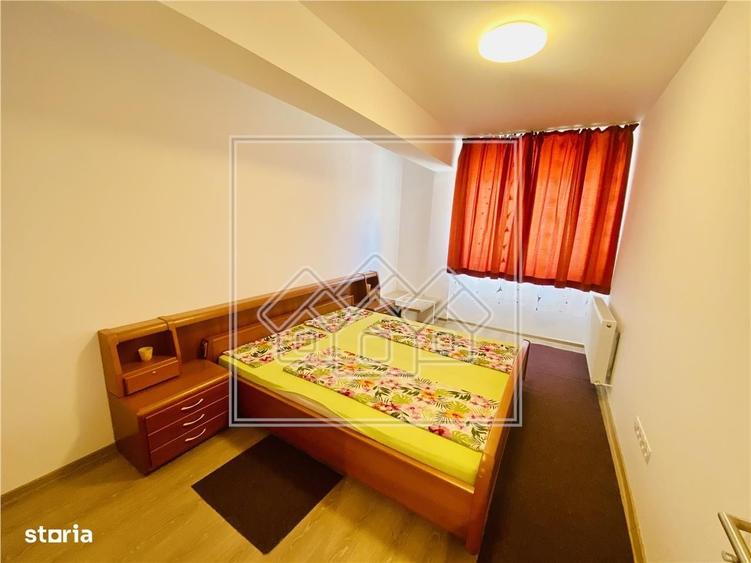 Apartament cu 3 camere, 2 bai si balcon - Zona Turnisor - 1