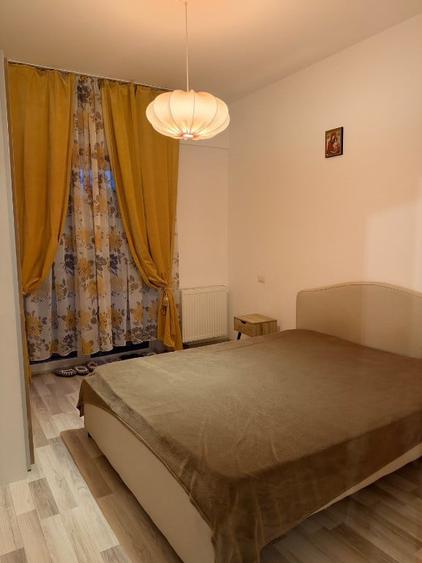 Apartament cu 2 camere decomandat în Berceni