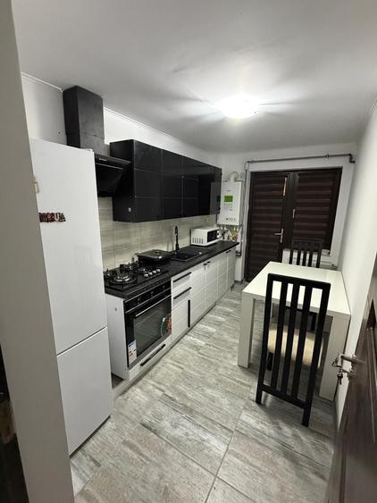 APARTAMENT 3 CAMERA CRAIOVA, aleea 4 magnolia!400 - 2