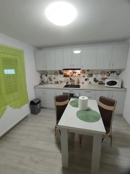 Casă cu 3 camere cu Teren 474 Mp în Central