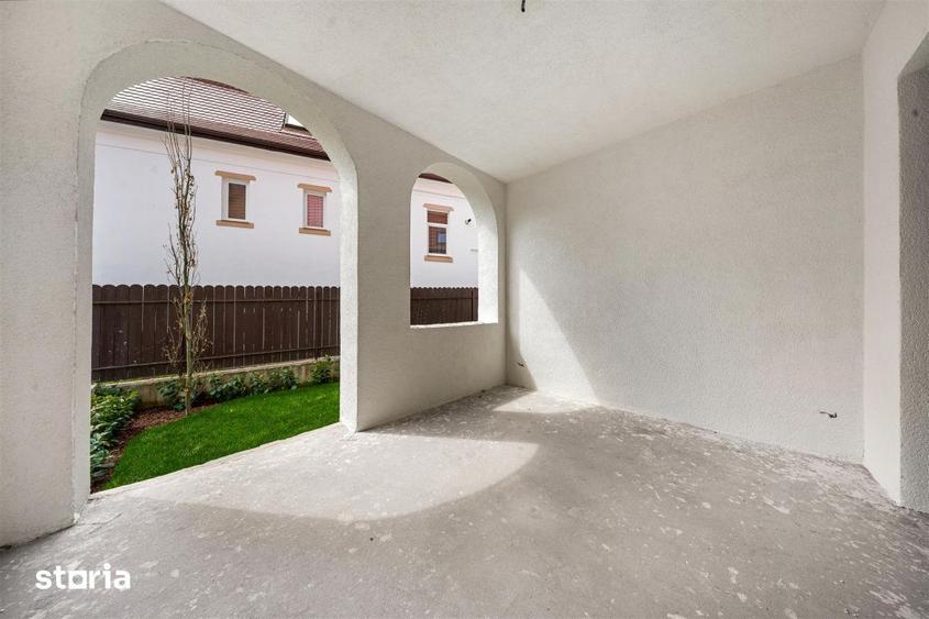 Casă cu 4 camere cu Teren 317 Mp în Gruia