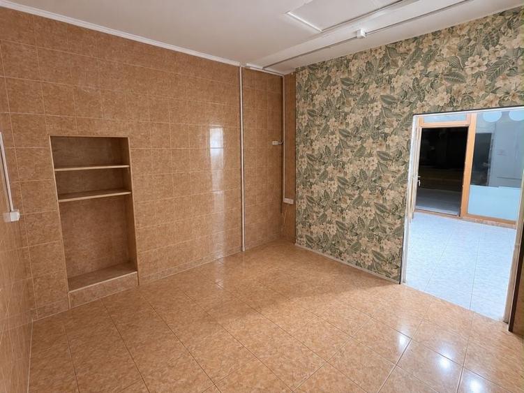 Spațiu comercial, de 50 mp, în Lizeanu
