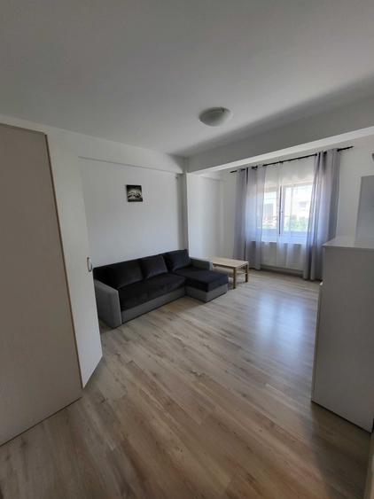 Apartament cu 2 camere decomandat în Ghencea