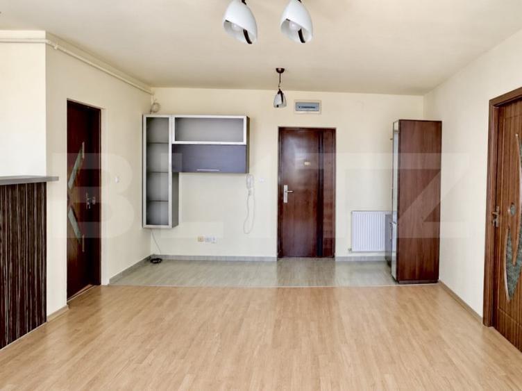 Apartament cu 2 camere semidecomandat în Giroc — fotografia 3