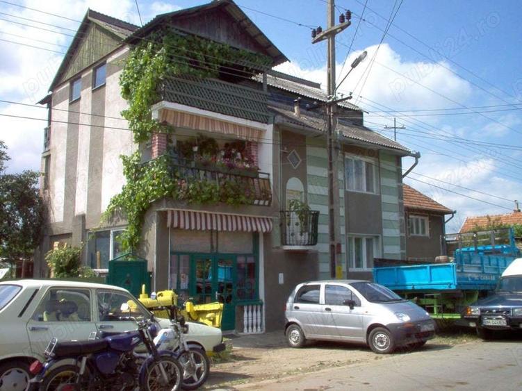 Casă cu 4 camere cu Teren 225 Mp în Aleșd