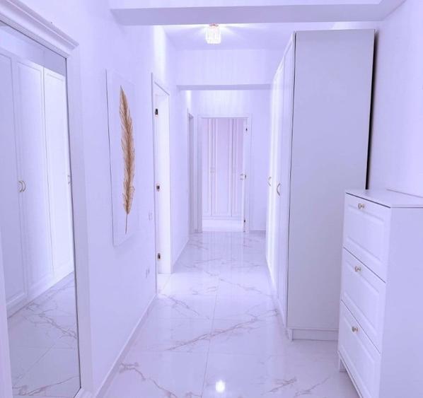 Apartament cu 3 camere decomandat, mobilat în Pipera