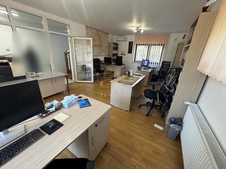 Casă cu 6 camere cu Teren 450 Mp în Central