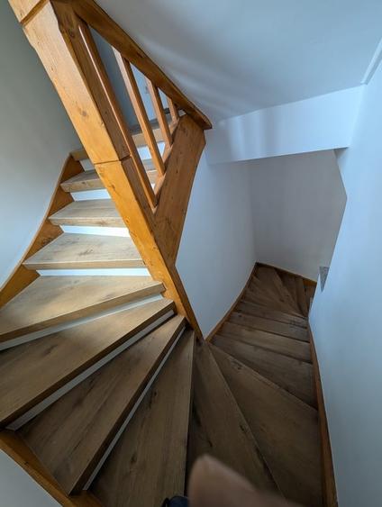 Apartament cu 5 camere decomandat în Floreasca