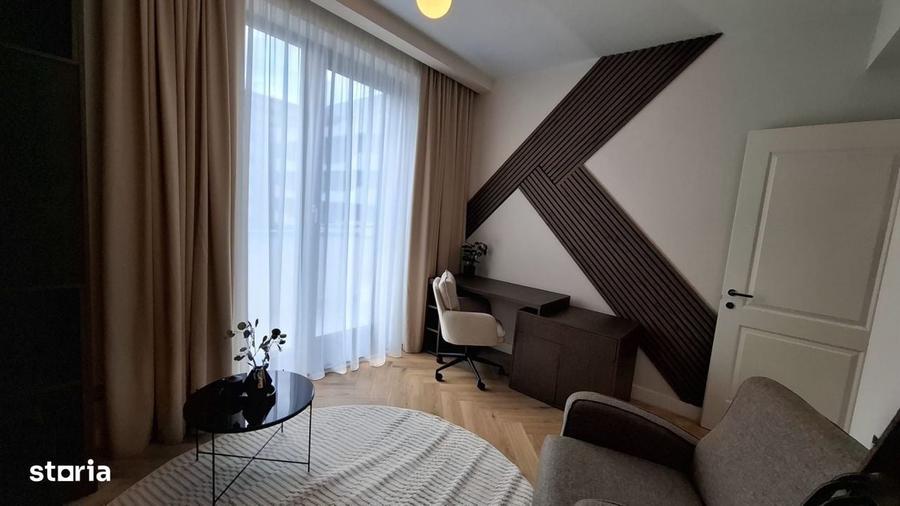Apartament cu 4 camere în Pipera