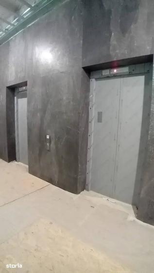 Apartament cu 3 camere în Centrul Civic