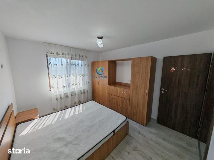 Casă cu 4 camere cu Teren 400 Mp în IAR